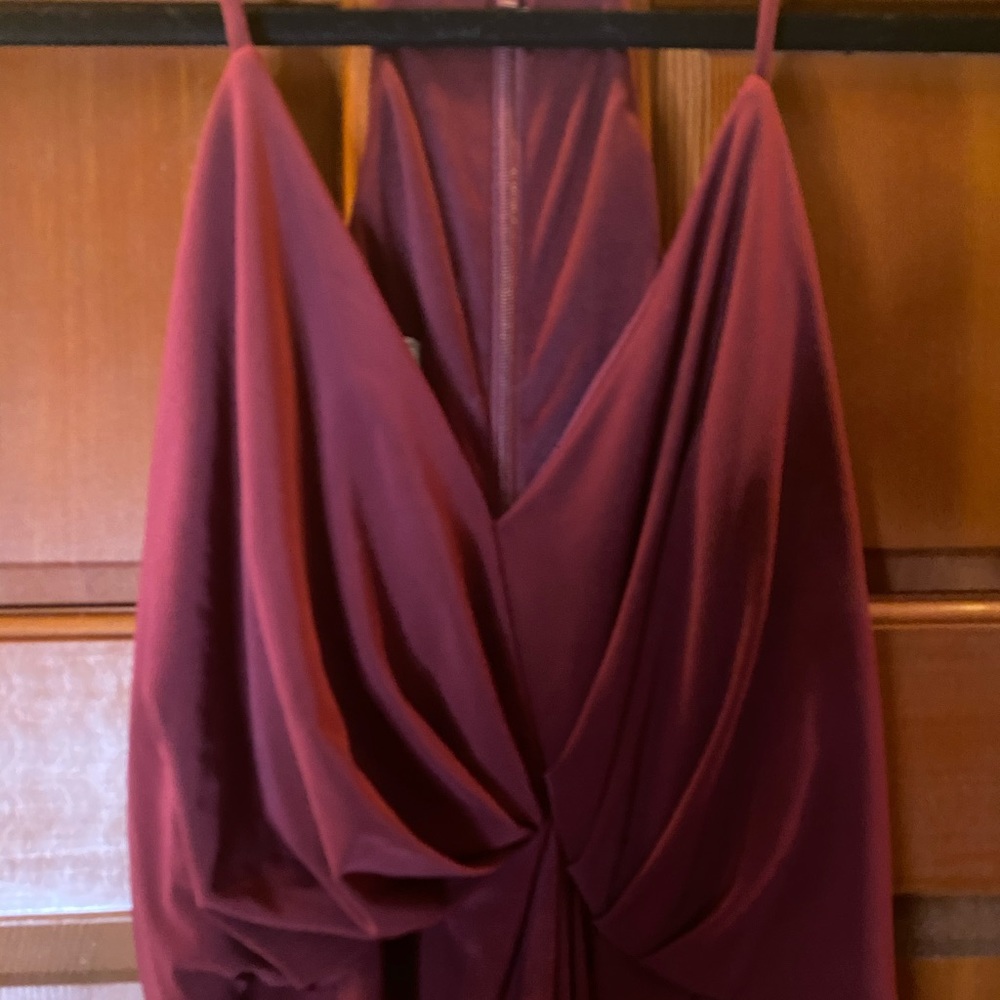 Draper V-neck Maroon Bridesmaid’s Dress - Picture 4 of 6